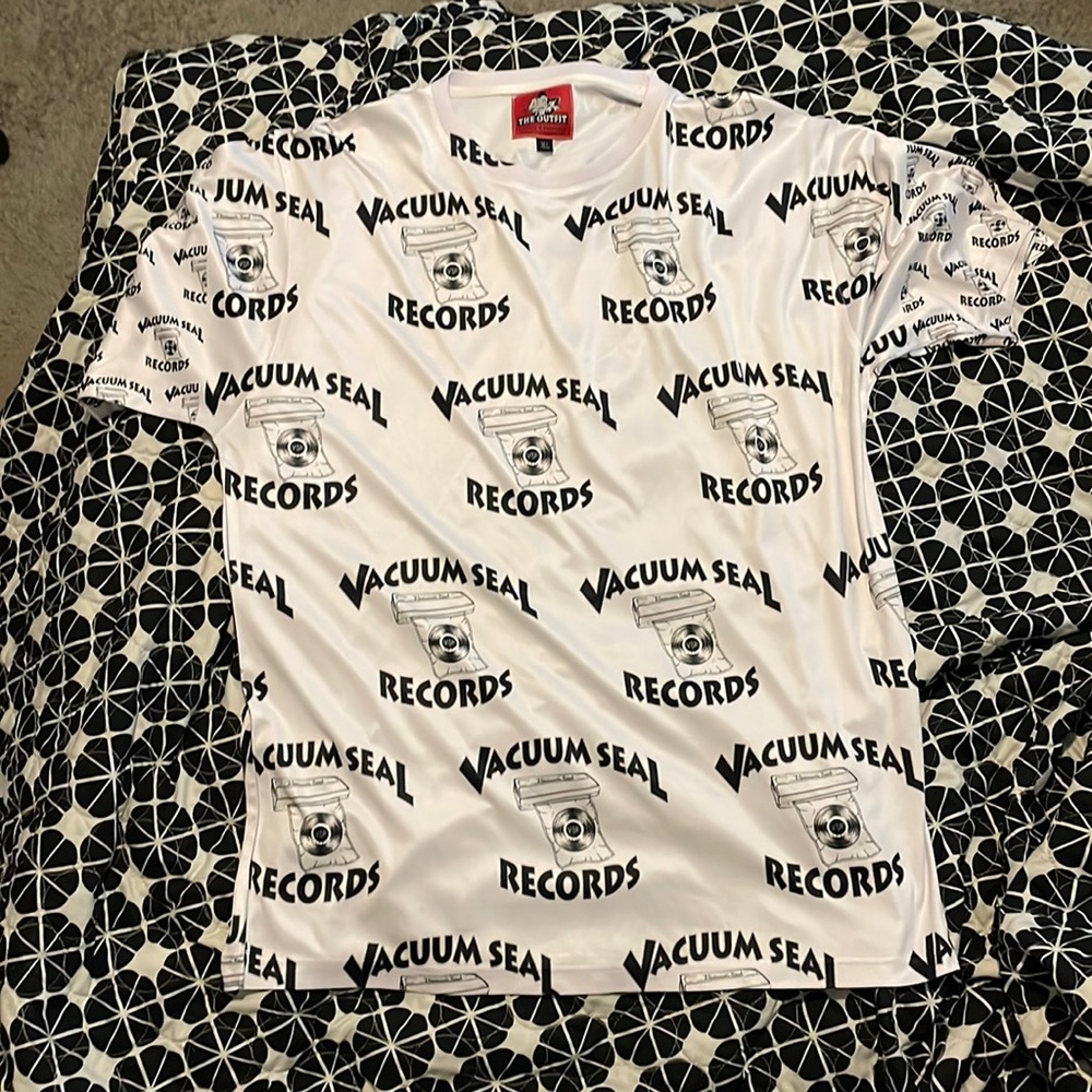 rare vacuum seal men t-shirt